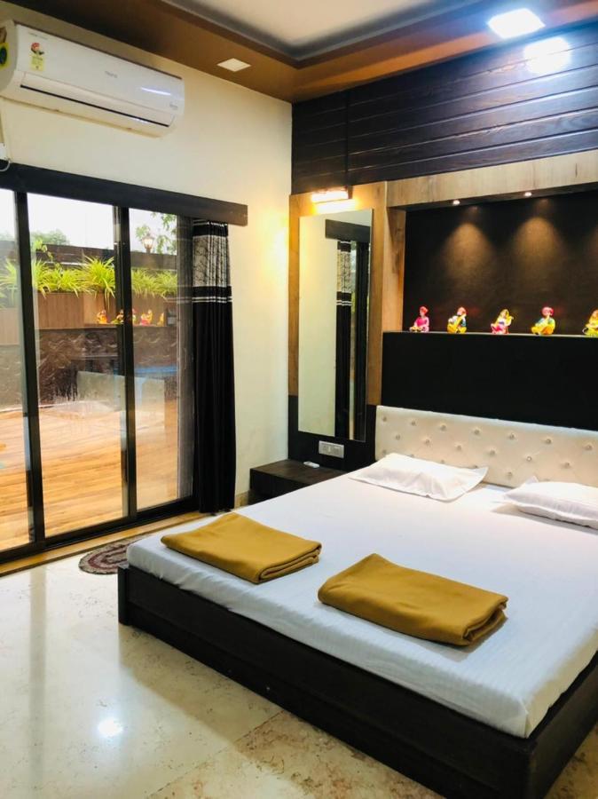 Slice Of Heaven.3-Bedroom Villa With Pool & Gazebo لونافالا المظهر الخارجي الصورة