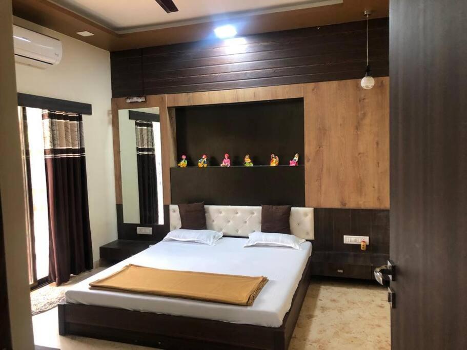 Slice Of Heaven.3-Bedroom Villa With Pool & Gazebo لونافالا المظهر الخارجي الصورة